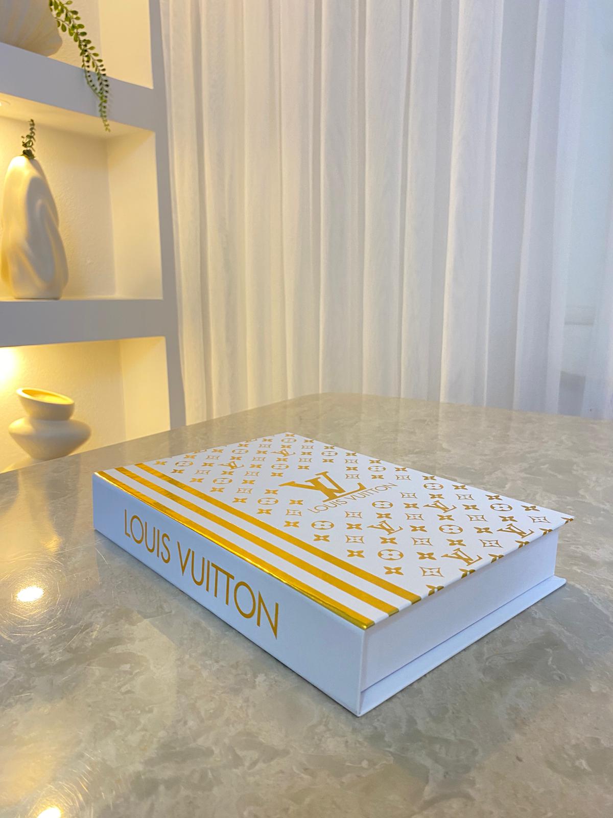 Louis Vuitton Dekoratif Kitap Kutu – Luxury & Modern Ev Dekoru