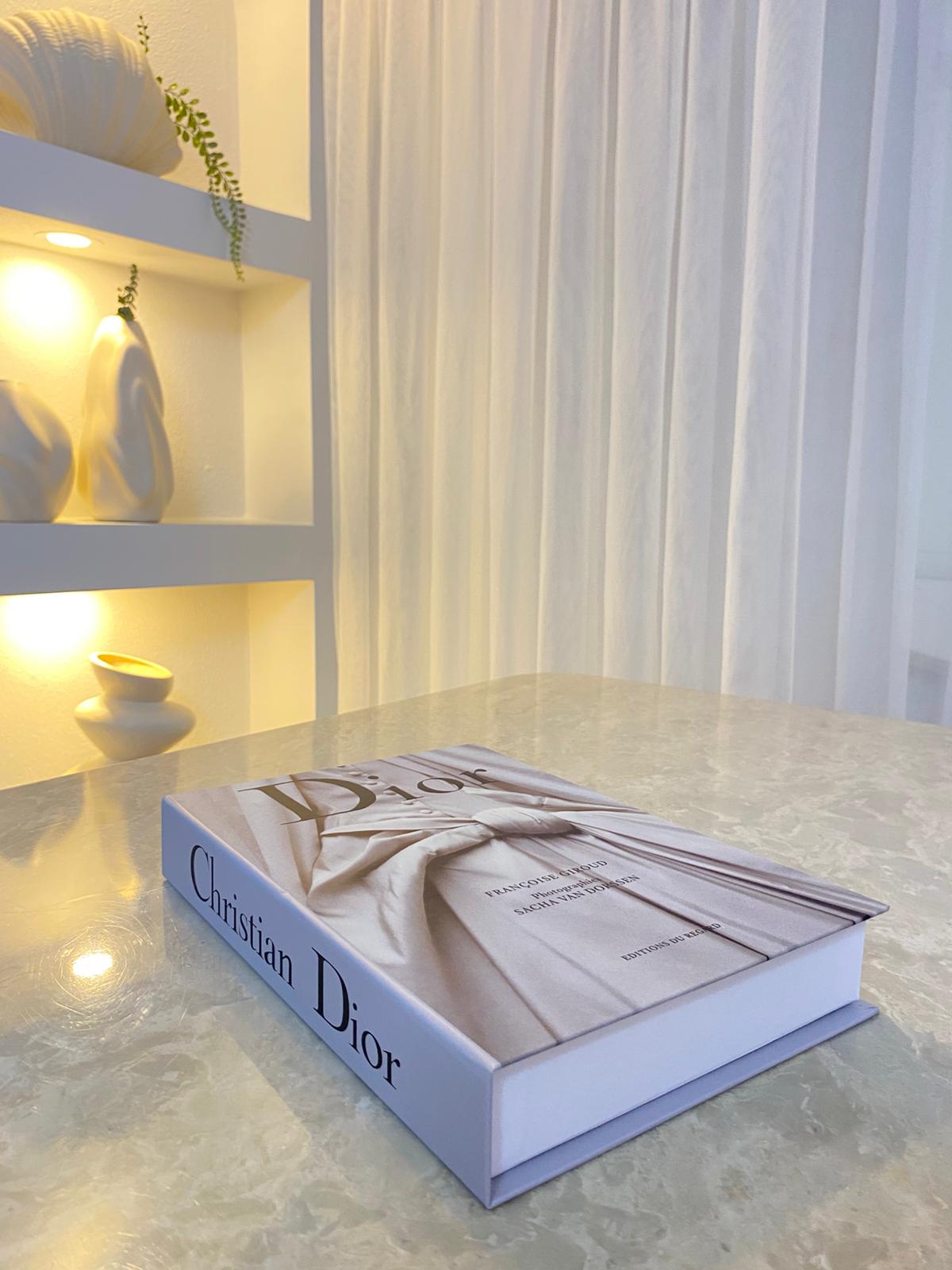 Dior Dekoratif Kitap Kutu – Luxury & Modern Ev Dekoru