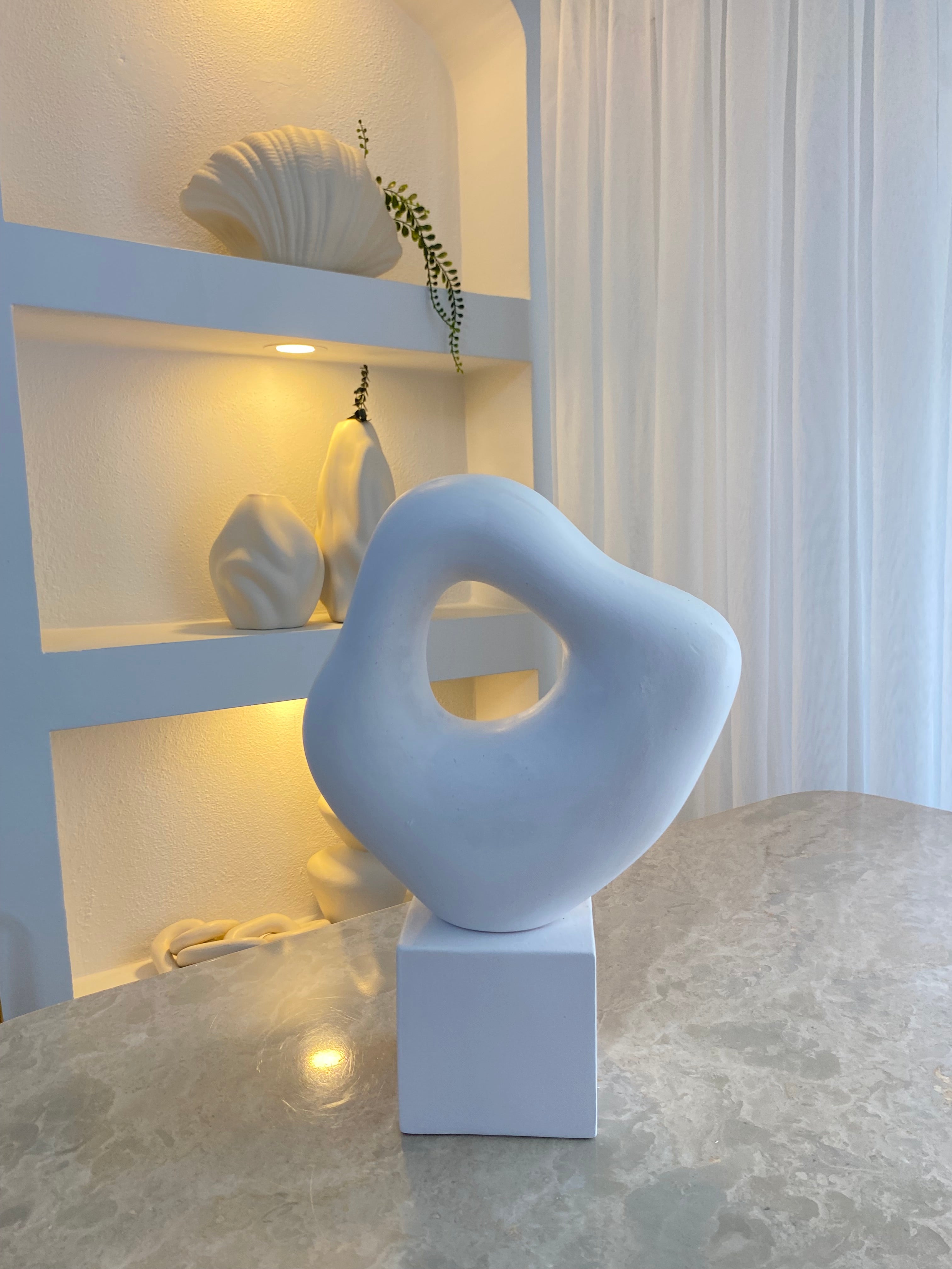 Soyut Obje - Kırık Beyaz