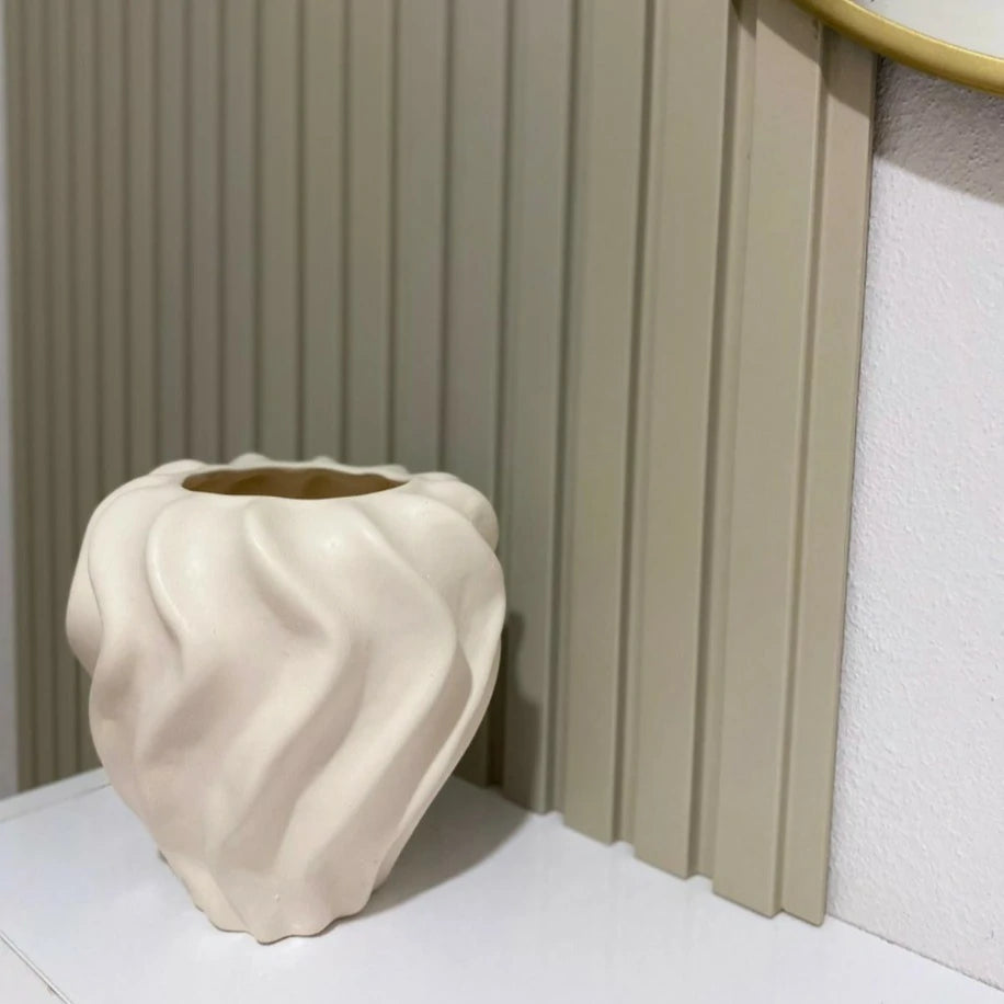 Fırfırlı Küçük Bej