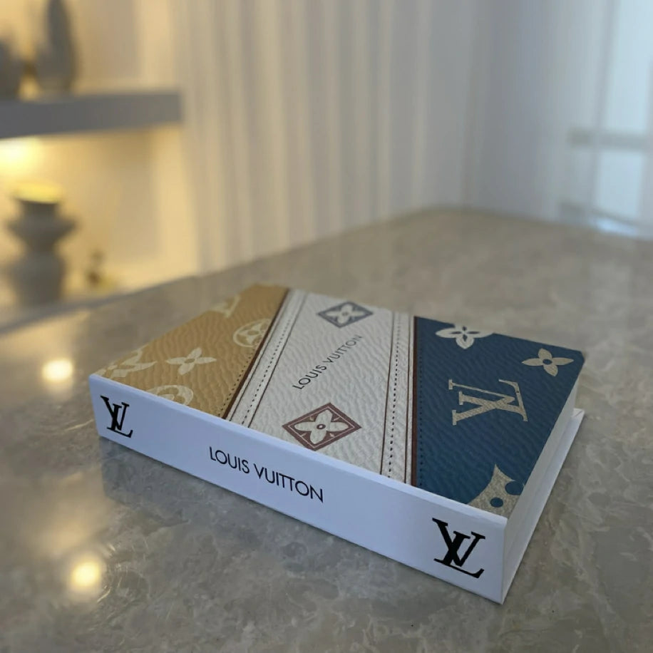 Louis Dekoratif Kitap