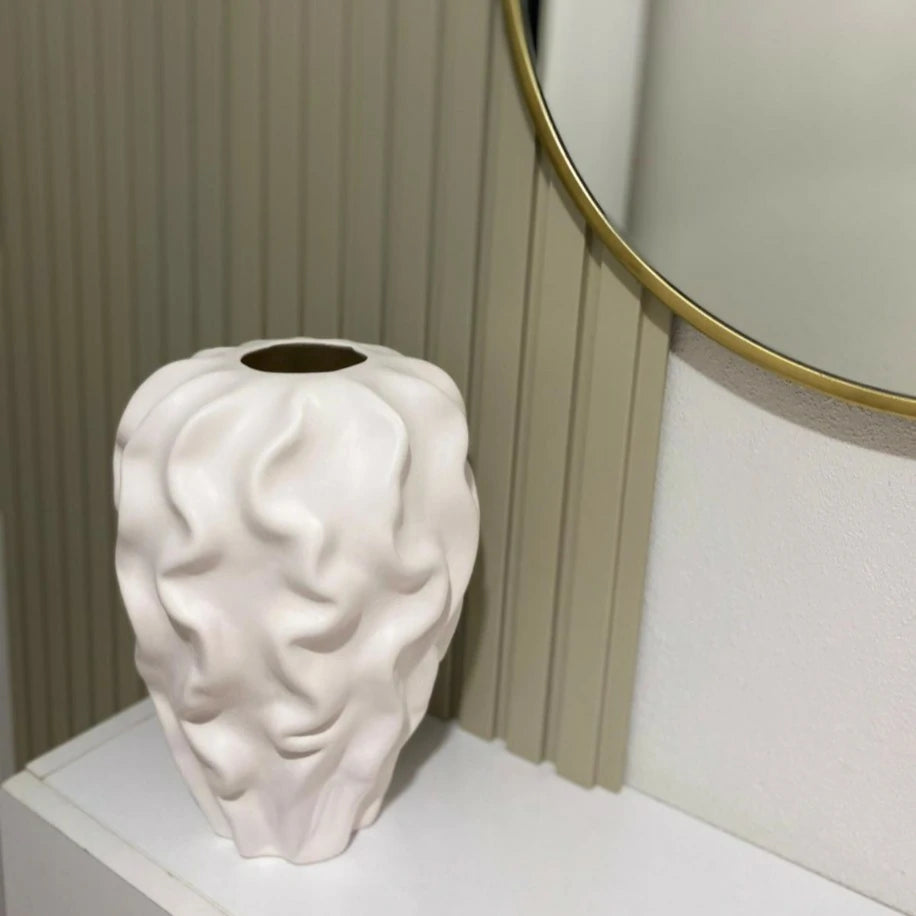 Fırfırlı Büyük Beyaz